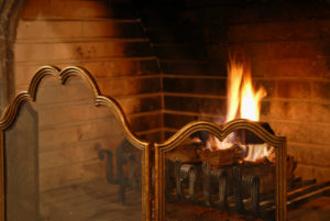 keep sparks inside your fireplace - Chicago IL - Aelite