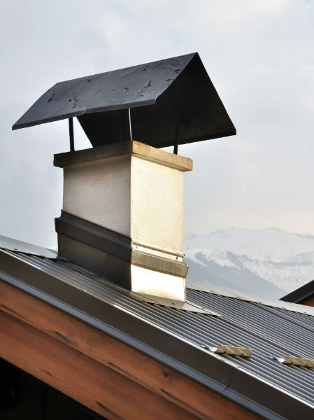 How Does a Chimney Cap Help My Chimney Image - Chicago IL - Aelite Chimney Specialties LLC
